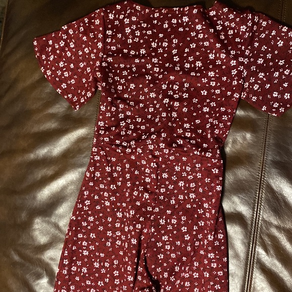 Maroon Floral Wide-Leg Romper Jumpsuit - Picture 6 of 8
